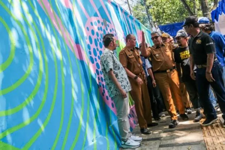 Tembok Mural Lodaya jadi Ikon Baru Bandung Selatan