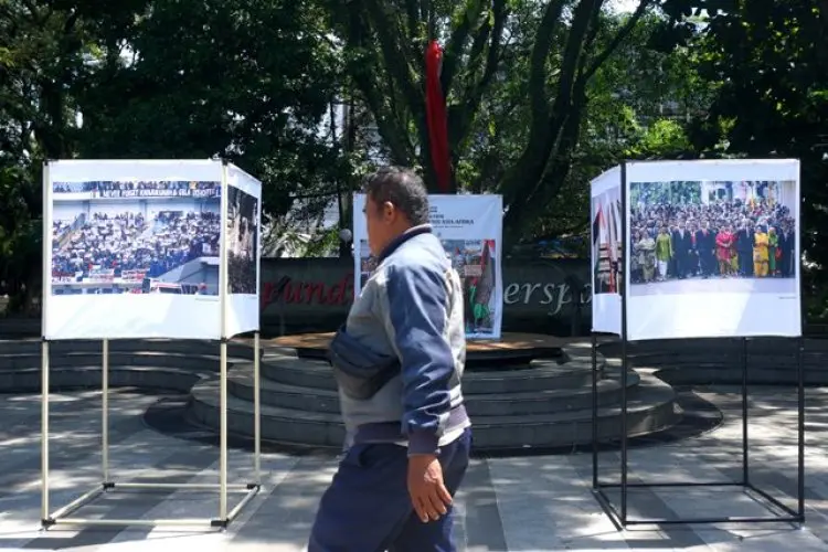 FOTO: Pameran Foto KAA dan Palestina di Bandung