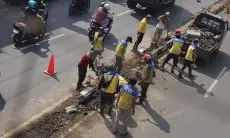Pemkot Cimahi Bongkar Median Jalan Jenderal Amir Machmud, Ngatiyana Ungkap Alasannya