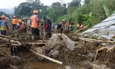 Pencarian Endang Belum Membuahkan Hasil, Tim SAR Gabungan Temukan Sejumlah Barang yang Diduga Milik Korban
