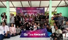 Manajemen dan Karyawan XLSMART Berbagi di Yayasan Budhi Asih Cirebon