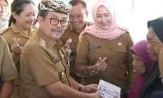 Imron Minta Pemberdayaan Perempuan Cirebon jadi Agen Perubahan