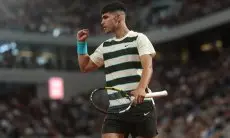 Vamos! Carlos Alcaraz Maju ke Putaran Ketiga Prancis Terbuka, Begini Perbandingannya dengan Rafael Nadal
