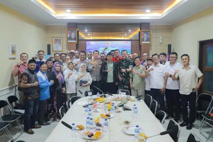 Peringati Hari Buruh Internasional, Kadisnaker Kab Bandung: May Day is Collaboration Day