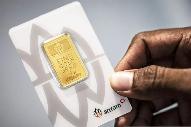 Harga Emas Anjlok Antam, Turun Rp95 Ribu Jelang Tahun Baru 2026