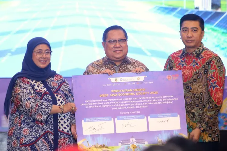 Foto: Kick Off West Java Economic Society 2025