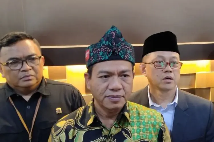 Bupati Dadang Targetkan Percepatan Pembuatan 10.000 Sertifikat Hak Atas Tanah Masjid dan Madrasah Selesai Tahun Ini