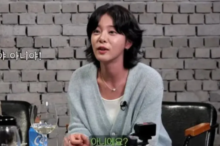 Seol In Ah Ungkap Putus Cinta yang Menyakitkan: Saya Pernah Diputusin
