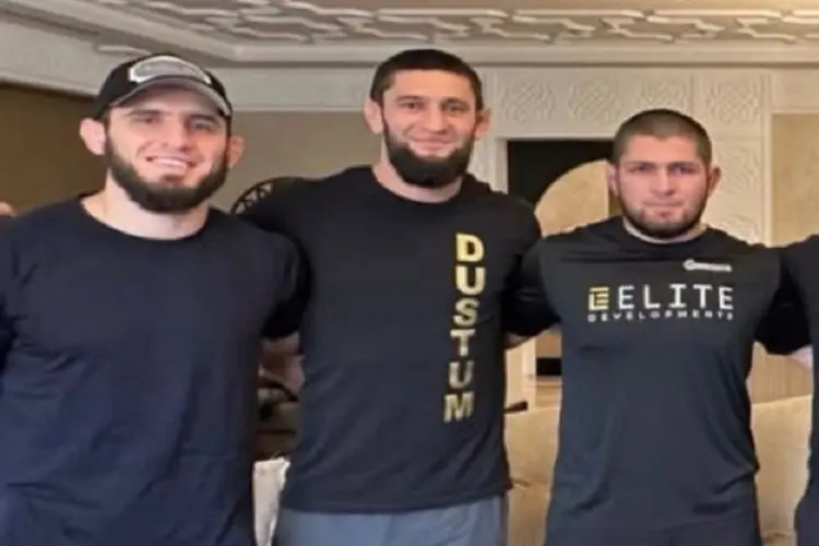 Mulut Besar Ilia Topuria Bikin Khamzat Chimaev Sebal, Akhirnya Balik Kanan Bela Islam Makhachev