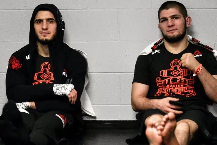 Bukan Khabib, Inilah Sosok yang Meyakinkan Islam Makhachev untuk Lepas Sabuk Juara Dunia Kelas Ringan