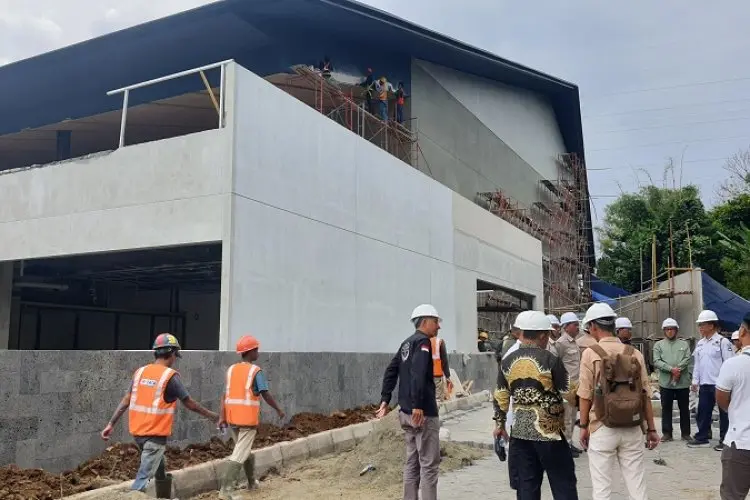 Aktivitas Proyek Pembangunan Gedung Acara Pernikahan di Parongpong Jalan tanpa PBG, Kok Bisa?