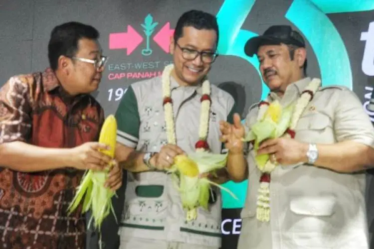 Kepala Bappenas Apresiasi Fasilitas R&D Sayuran Terbesar dan Terlengkap di Purwakarta Milik Ewindo