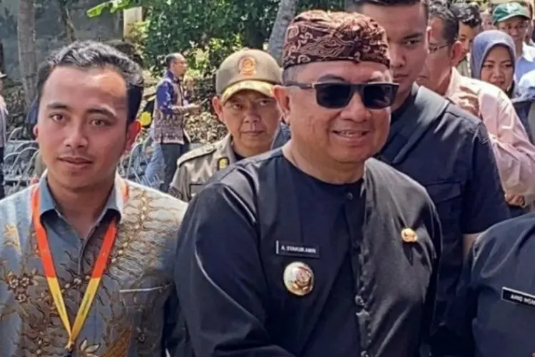 Anak Korban Ledakan Amunisi di Garut Dijanjikan Beasiswa hingga Perguruan Tinggi