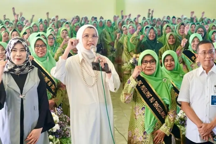 Warga Tanggulangin Sidoarjo Sambut Antusias Arzeti Bilbina pada Sosialisasi Program MBG