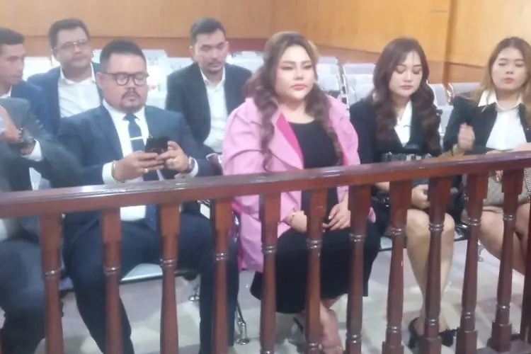 Absen di Sidang Perdana, Kuasa Hukum RIdwan Kamil Minta Penjadwalan Ulang
