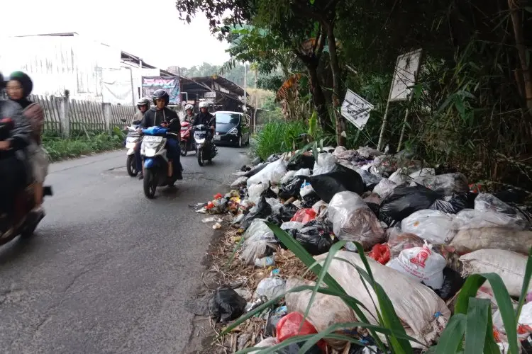 Soal Sampah Liar di Tanjakan Endog, Jeje: Minimal ada Penambahan Ritase 50 Persen