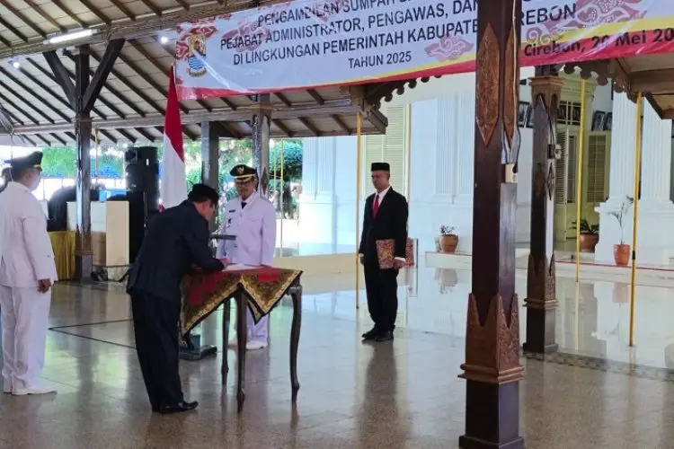 Wabup dan Sekda Kabupaten Cirebon Absen Saat Pelantikan,  Ada Apa?