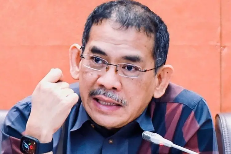 Tekan Kerugian, Garuda Indonesia Diminta Asep Wahyuwijaya Bubarkan Anak Cucu Perusahaan yang Menambah Beban