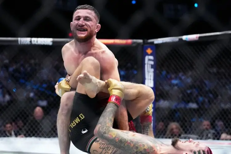 Jelang UFC 316, Joe Rogan Yakin Merab Dvalishvili Kembali Pecundangi Sean O'Malley