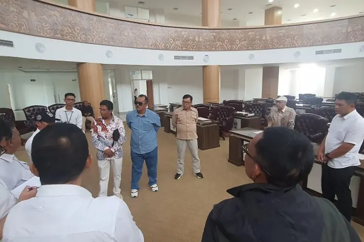 Bakal Digunakan untuk Paripurna HUT KBB ke-18, Ruang Paripurna DPRD Masih Menyisakan Sejumlah PR