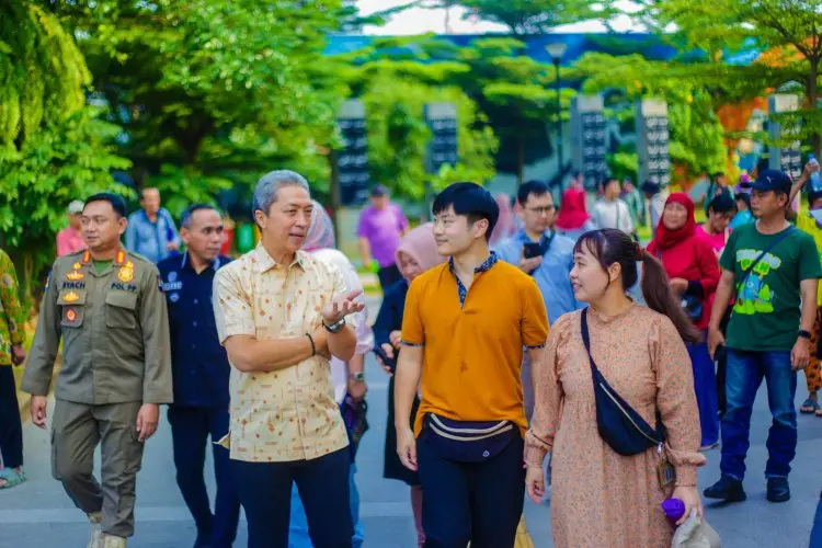 Turis Jepang Terpukau Wajah Baru Kota Bogor, Tak Lagi Diteror Pengamen