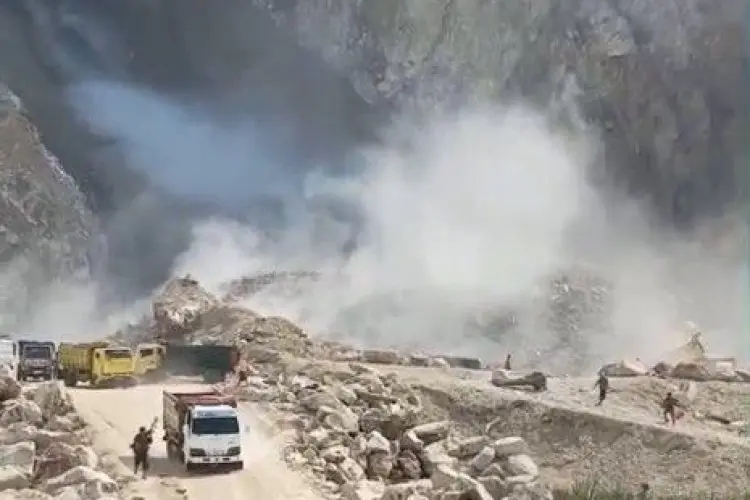 Longsor Gunung Kuda Cirebon Tewaskan 17 Orang, Pemilik Tambang Ditetapkan Tersangka