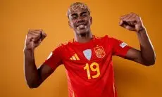 Setelah Kylian Mbappe, Cristiano Ronaldo Korban Berikutnya Lamine Yamal?