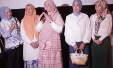Eva Marthiana Susmanto dan 1.000 Wanita GOW Kabupaten Bogor Nobar Film Insya Allah Berkah