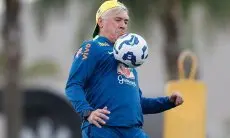 Babak I Brasil vs Paraguay, Vinicius Persembahkan Gol Perdana untuk Carlo Ancelotti