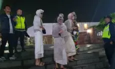 Pocong di Kawasan Lembang Diinterogasi Jajaran Polsek Lembang 