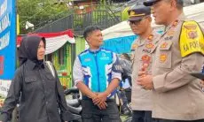 Ketua DPRD Kabupaten Bandung Renie Rahayu Fauzi Ucapkan Terimakasih kepada para Petugas Pengamanan Arus Mudik 20205