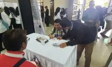 Cerita Ersha Himawan, Difabel Asal Bandung Datangi Job Fair 2025 KBB untuk Cari Peruntungan 