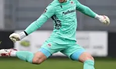 Adam Przybek dari Inggris Gantikan Kevin Ray Mendoza sebagai Kiper Asing Persib Bandung