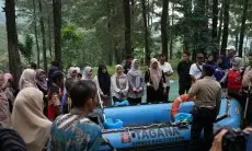 Pengabdian APIK PTMA 2025 di Desa Trijaya: Membangun Masyarakat Tangguh Bencana Lewat Edukasi dan Simulasi