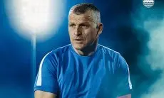 Mario Jozic Jadi Pelatih Kiper Persib, Puji Talenta dan Antusias di Latihan Perdana
