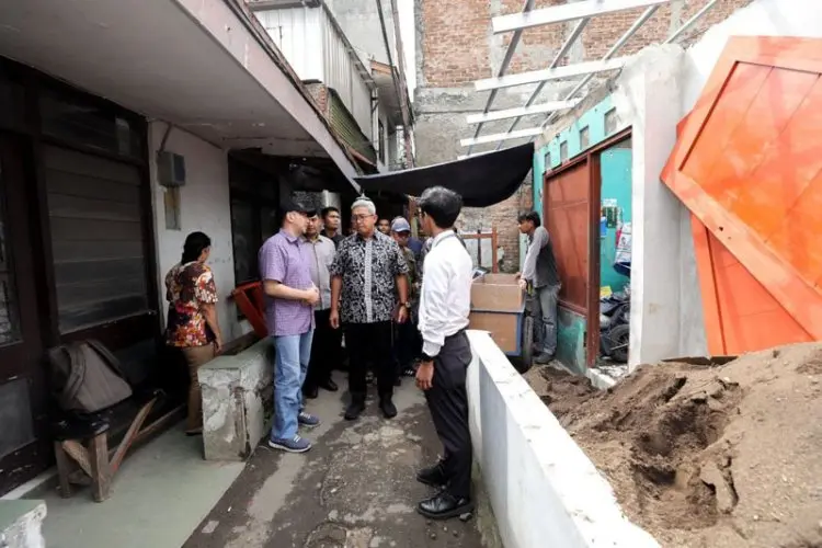 Pemkot Bandung Akselerasi Renovasi Rumah Tidak Layak Huni