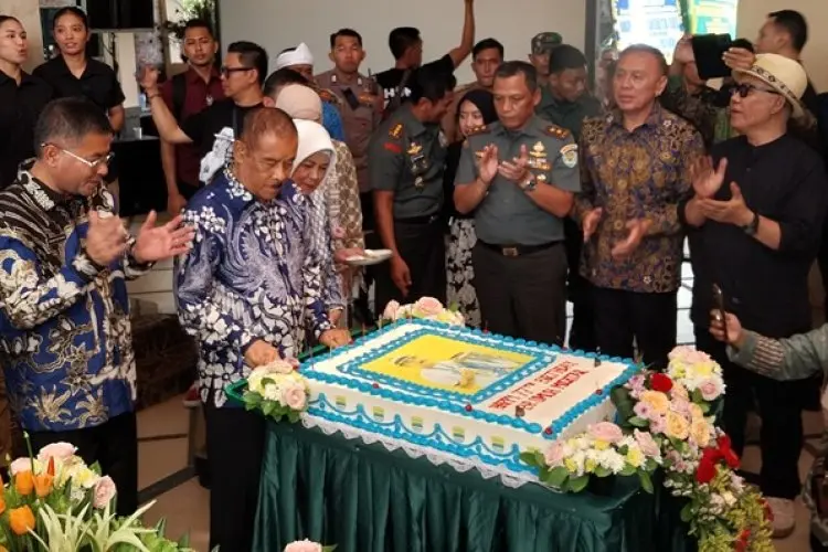 Umuh Muchtar Gelar Syukuran di Ulang Tahun ke-77