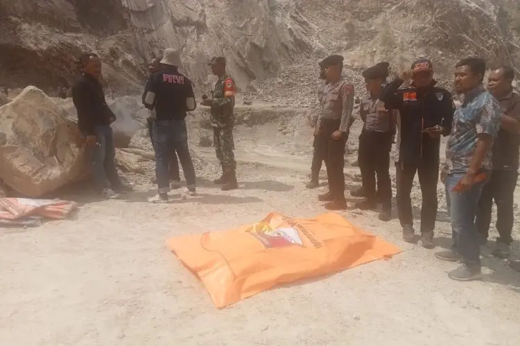 Masih Terjadi Longsor Kendala Petugas Kesulitan Mencari Korban Tertimbun Gunung Kuda