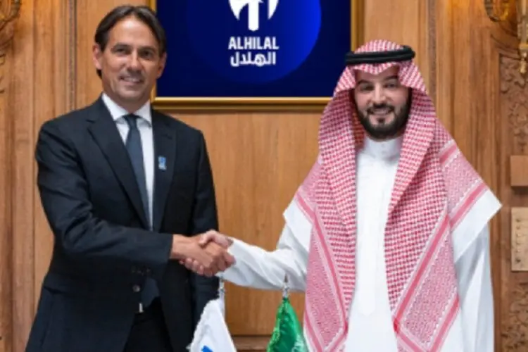 Resmi! Simone Inzaghi Pelatih Baru Al-Hilal, Kontrak Ditandatangani Dekat Markas PSG