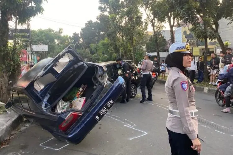 Calya Tabrak Soluna di Bogor Utara, Satu Orang Tewas di Lokasi Kejadian