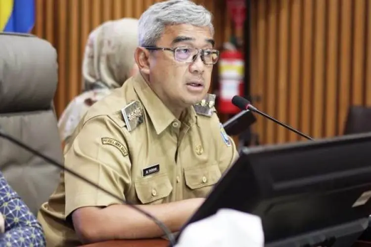 Farhan Ingatkan Orang Tua Jangan Tergoda Pungli pada SPMB 2025
