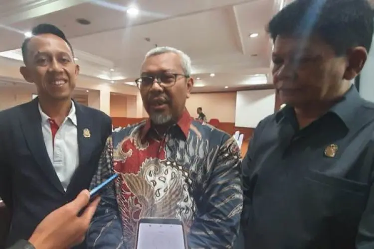 Angkat Suara Soal Pengadaan iPad untuk 50 Anggota Dewan, Ketua DPRD KBB Ungkap Besaran Harganya