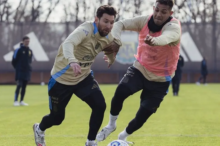 Terungkap Kenapa Lionel Messi Ngebet Starter Argentina vs Kolombia, Ternyata soal Rekor Ini....
