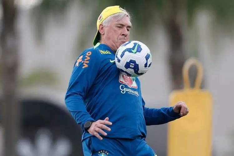 Babak I Brasil vs Paraguay, Vinicius Persembahkan Gol Perdana untuk Carlo Ancelotti