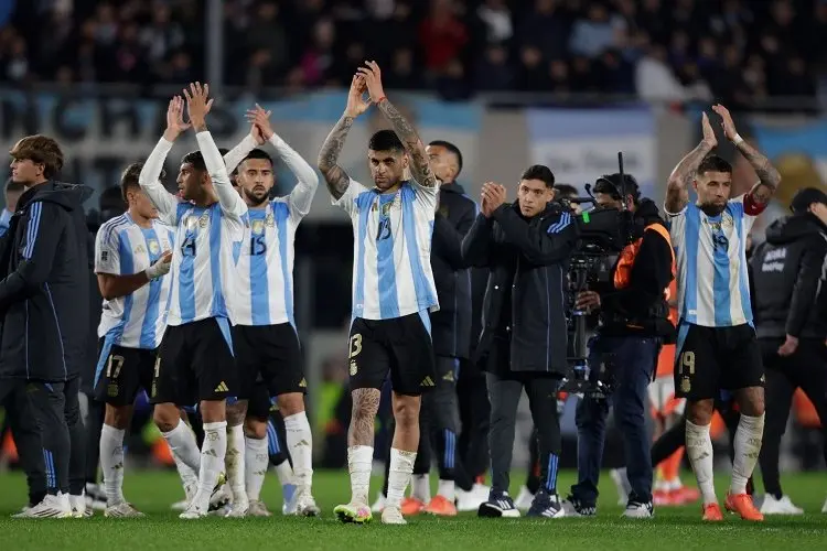 Argentina vs Kolombia, Ini Pertikaian Lebih Dahsyat Ketimbang Lionel Messi vs James Rodriguez