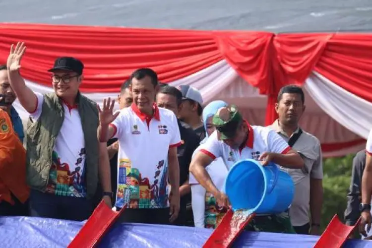 Tebar 543.000 Benih Ikan, Pemkab Bogor Berharap Bisa Tekan Angka Gizi Buruk dan Bayi Stunting