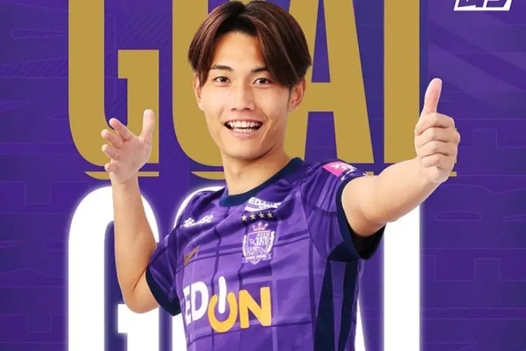 Babak I J1 League: Kashima vs Sanfrecce 0-1, Yokohama FC vs Kawasaki Frontale 0-0