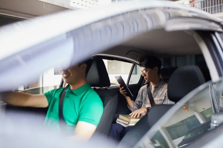 Khusus Warga Bandung,  inDrive Gelar Kampanye Gas Gas Gas Menangnya Ngegas