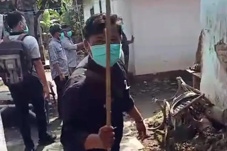 Warga Desa Melakasari Berburu Tikus demi Cegah Penyebaran Leptospirosis
