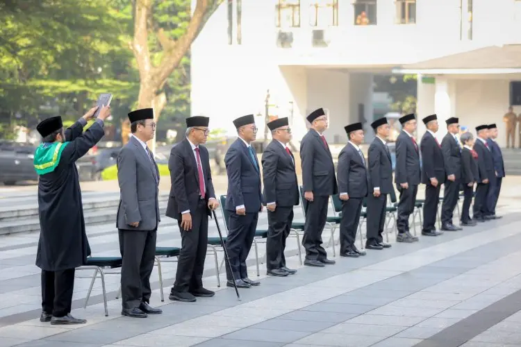 Tegaskan Integritas dan Akselerasi Kinerja, Farhan Lantik 13 Pejabat Baru